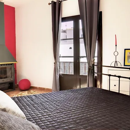 Charming House In With Private Pool *